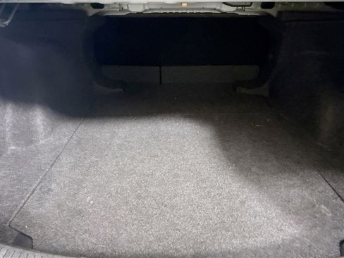 Used 2025 Toyota Corolla LE image 34