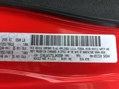 Used 2016 Jeep Wrangler Unlimited Sahara w/ Connectivity Group AWD/4WD image 25