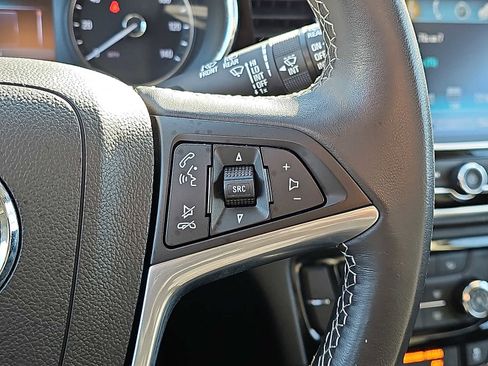 Used 2021 Buick Encore Preferred w/ Safety Package image 29