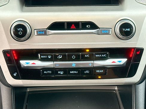 Certified 2022 Ford Explorer Timberline image 21