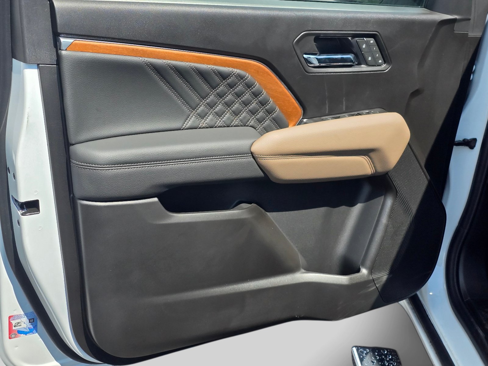 New 2026 GMC Canyon Denali AWD/4WD image 14