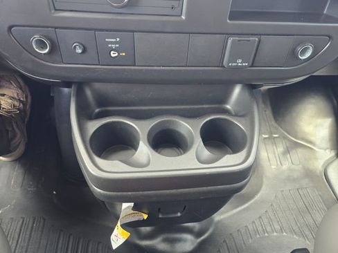 Used 2024 GMC Savana 2500 w/ Driver Convenience Package RWD image 17