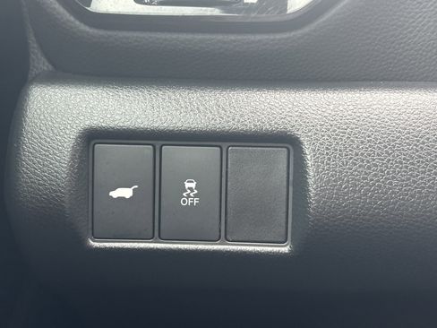 Used 2024 Honda Pilot EX-L image 11