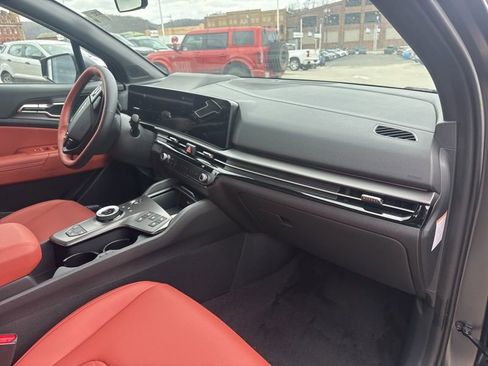 New 2026 Kia Sportage SX Prestige image 19