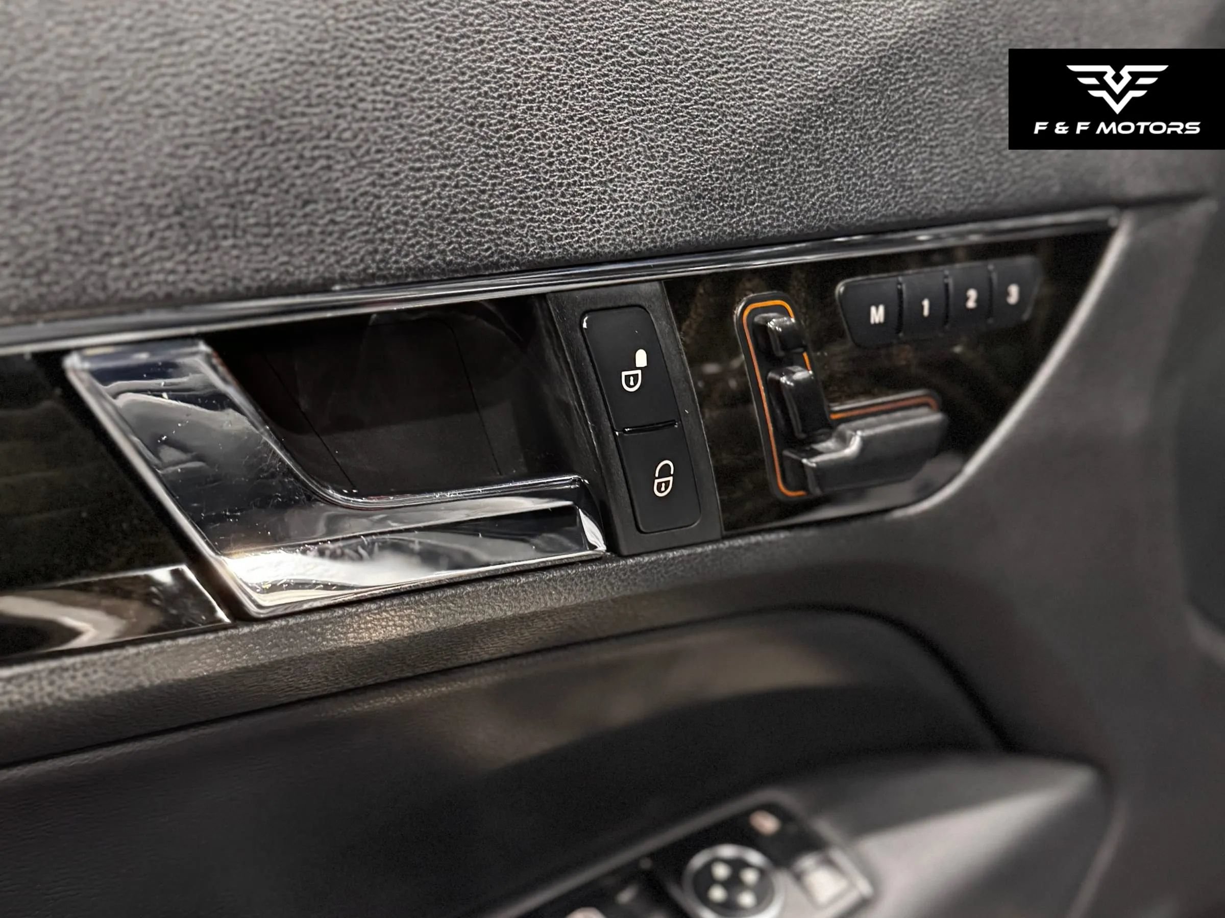 Used 2013 Mercedes-Benz E 350 Cabriolet image 21
