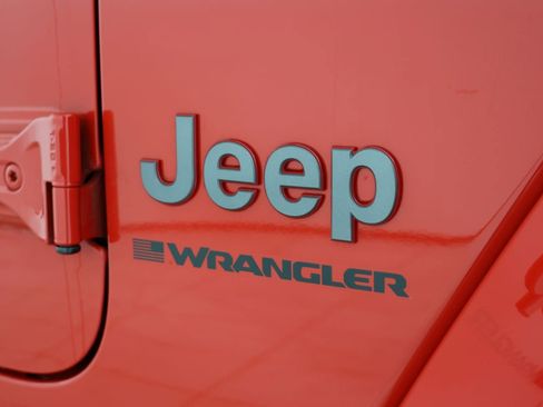Used 2025 Jeep Wrangler Unlimited Rubicon AWD/4WD image 51