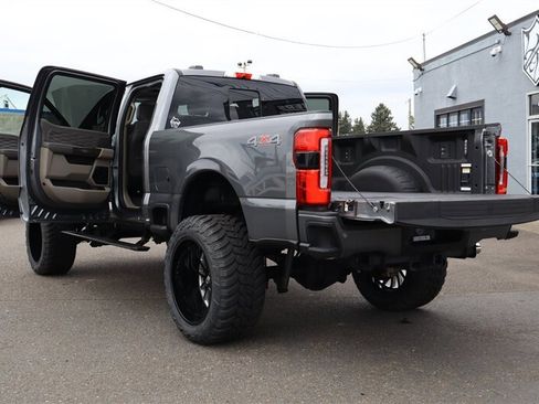 Used 2025 Ford F250 Platinum w/ Platinum Plus Package image 37