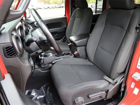 Used 2020 Jeep Gladiator Sport w/ Quick Order Package 24S image 17