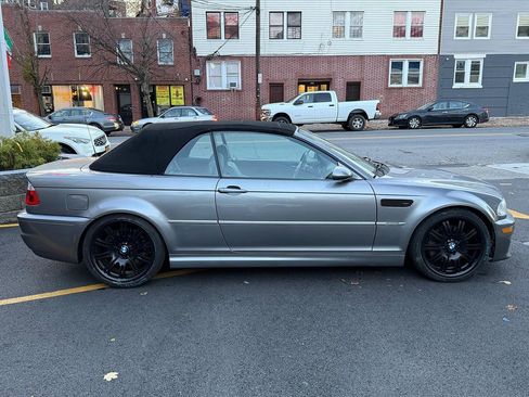 Used 2006 BMW M3 Convertible image 4