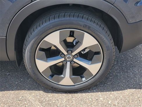 New 2026 Volvo XC40 B5 Core w/ Protection Package Premier image 7