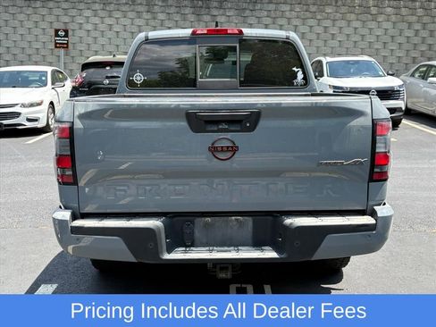 Used 2022 Nissan Frontier PRO-4X w/ Technology Package AWD/4WD image 5