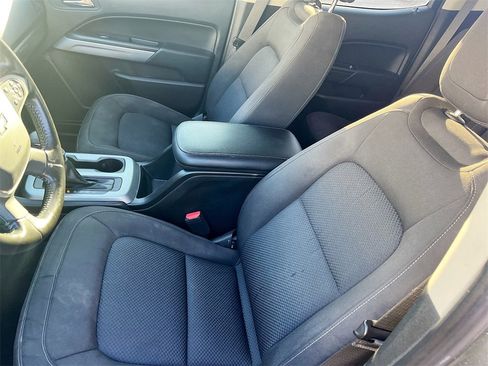 Used 2022 Chevrolet Colorado LT image 18