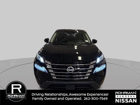 Used 2026 Nissan Rogue SV AWD/4WD image 9
