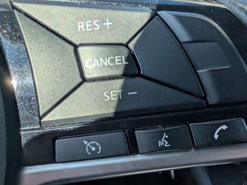 Used 2024 Nissan Altima 2.5 SR image 17