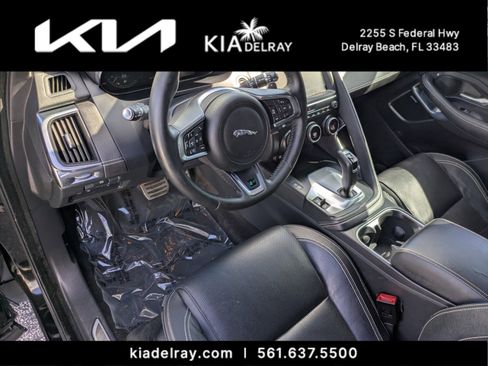 Used 2018 Jaguar E-PACE R-Dynamic SE image 10
