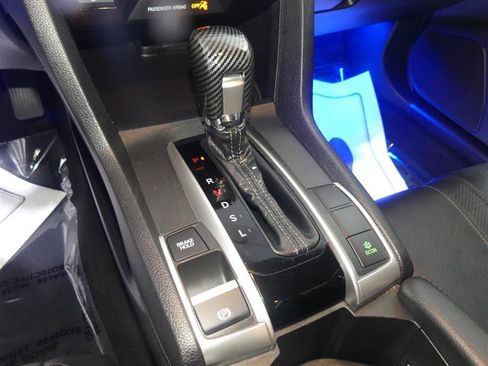 Used 2018 Honda Civic EX-L image 37