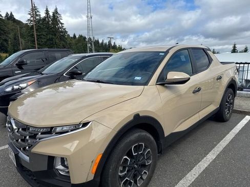 Used 2023 Hyundai Santa Cruz SEL AWD/4WD image 3