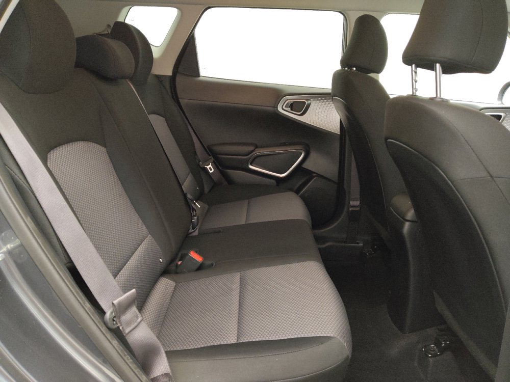 Used 2024 Kia Soul LX w/ Option Group 015 FWD image 19
