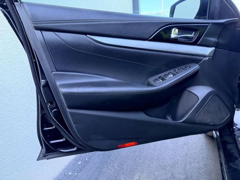 Used 2016 Nissan Maxima 3.5 SV FWD image 21