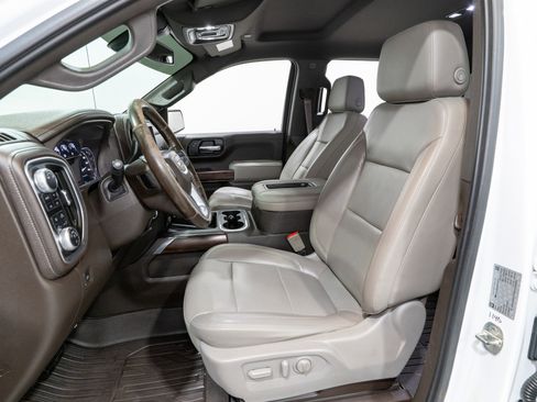 Used 2019 GMC Sierra 1500 SLT w/ SLT Premium Plus Package AWD/4WD image 18