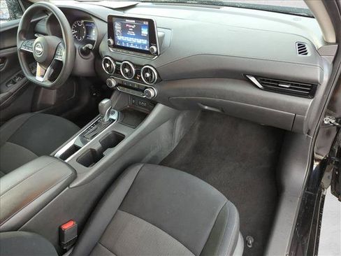 Used 2024 Nissan Sentra SV FWD image 21