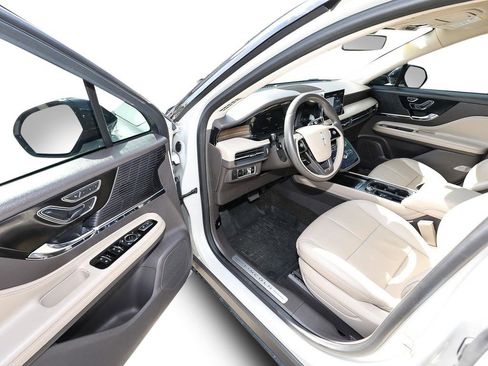 Certified 2022 Lincoln Corsair Reserve w/ Equipment Group 201A image 11