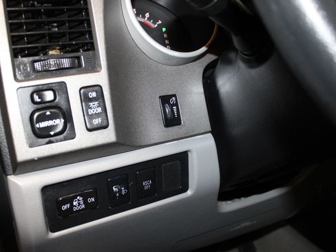 Used 2010 Toyota Tundra 2WD Double Cab image 21