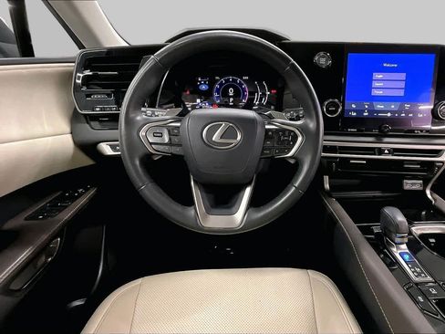Used 2023 Lexus RX 350 FWD w/ Accessory Package image 6