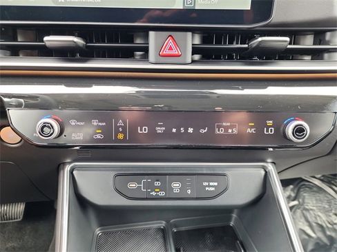 New 2026 Kia Carnival SX Prestige image 23