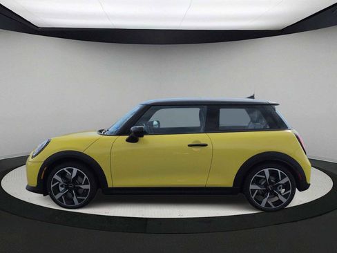 New 2026 MINI Cooper 2-Door Hardtop image 5