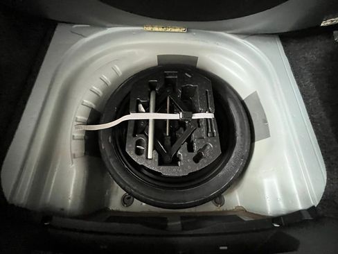 Certified 2020 Volkswagen Jetta SE image 30