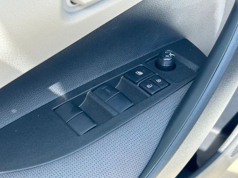 Used 2026 Toyota Corolla LE image 22