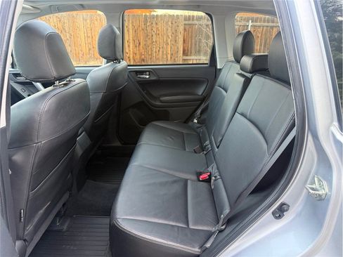 Used 2014 Subaru Forester 2.5i Limited w/ Popular Package #2 image 30