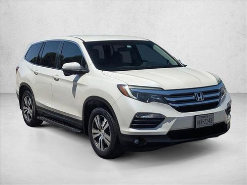 Used 2016 Honda Pilot EX image 3