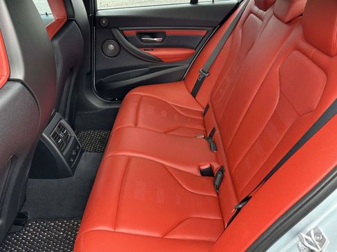 Used 2018 BMW M3 RWD image 12