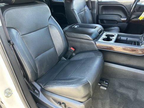 Used 2015 GMC Sierra 1500 SLT w/ SLT Crew Cab Value Package AWD/4WD image 10