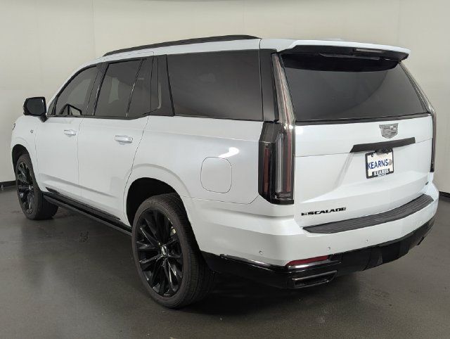 Used 2026 Cadillac Escalade Platinum Sport w/ LPO, ONYX Package AWD/4WD image 6