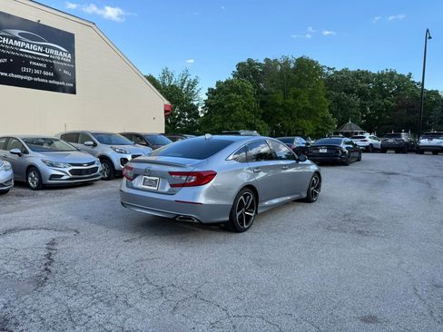 Used 2018 Honda Accord Sport image 7