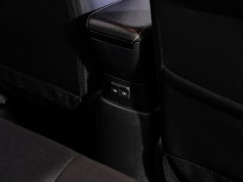 Used 2024 Nissan Versa S w/ Trunk Package image 35