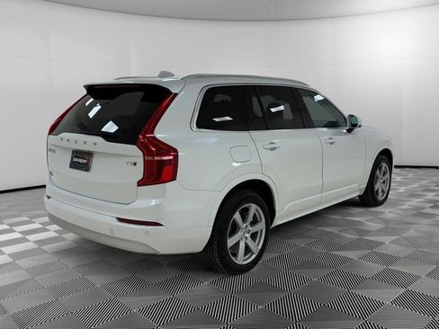 Used 2022 Volvo XC90 T5 Momentum AWD/4WD image 3