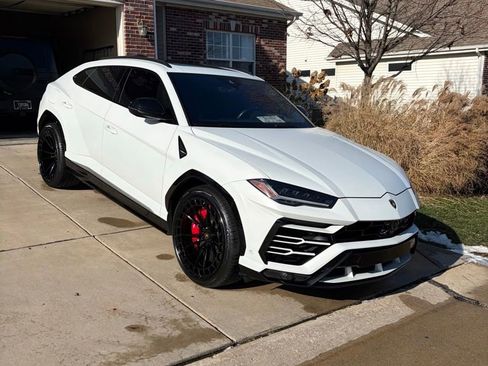Used 2019 Lamborghini Urus AWD/4WD image 1