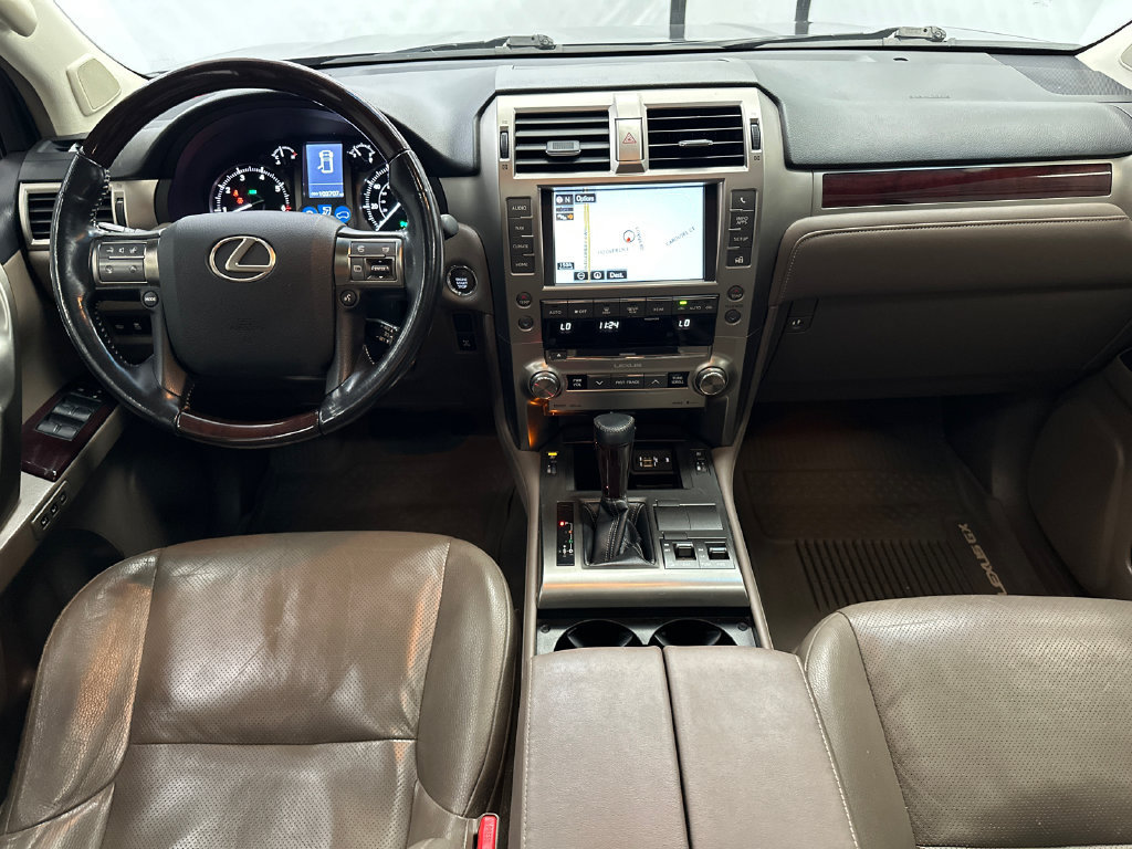 Used 2017 Lexus GX 460 Premium AWD/4WD image 26