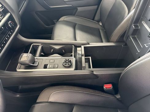 Certified 2024 Nissan Pathfinder SL AWD/4WD image 26