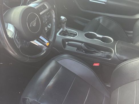 Used 2019 Ford Mustang Premium w/ Ecoboost Performance Package image 9