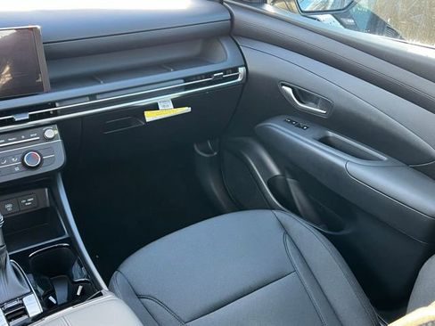New 2026 Hyundai Tucson SE image 15