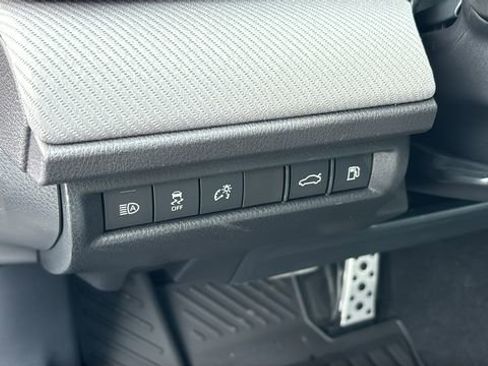 New 2026 Toyota Camry SE image 12