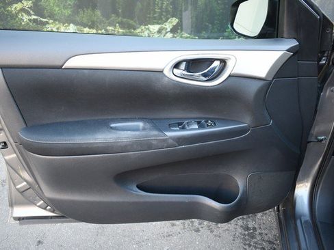 Used 2015 Nissan Sentra S FWD image 13
