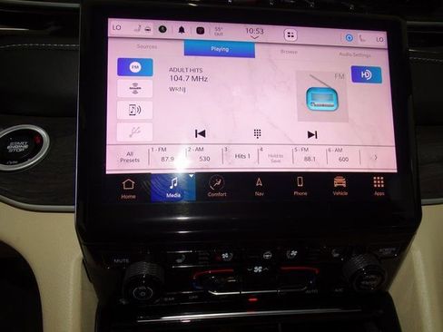 Used 2023 Jeep Grand Cherokee 4WD 4xe w/ Luxury Tech Group II image 14
