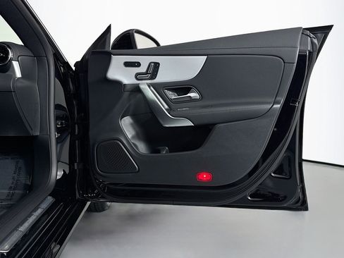 Certified 2026 Mercedes-Benz CLA 250 image 25