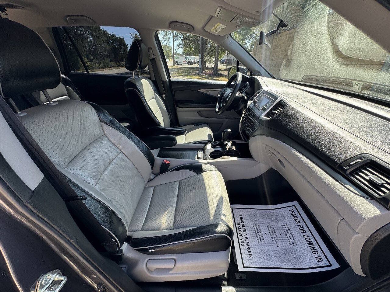 Used 2017 Honda Pilot LX image 18